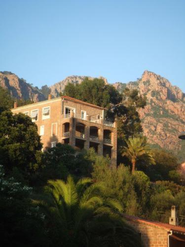 Hotel Colombo- Porto Corse מראה חיצוני תמונה